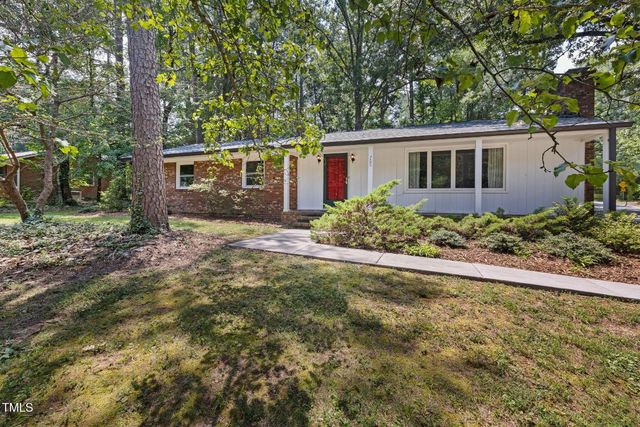 700 Tinkerbell Road, Chapel Hill, NC 27517