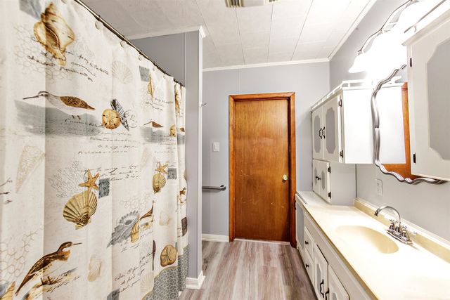 5463 West Main Street, Houma, LA 70360