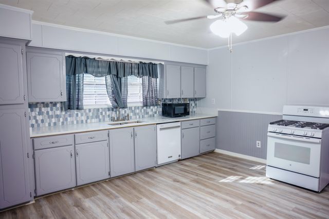 5463 West Main Street, Houma, LA 70360