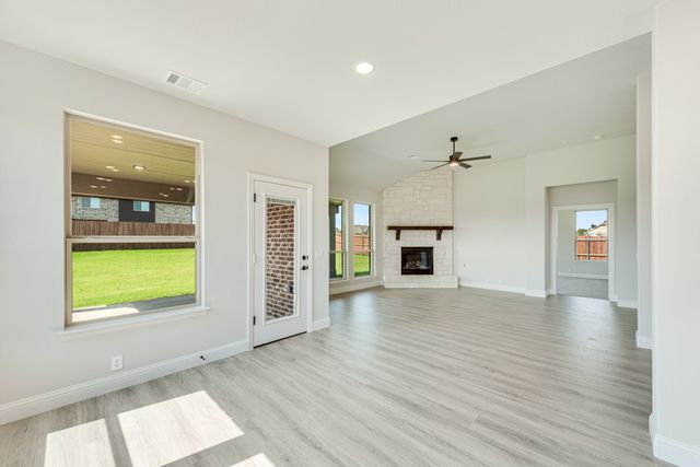 148 Rosewood Drive, Glenn Heights, TX 75154