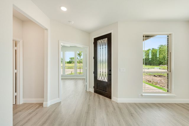 148 Rosewood Drive, Glenn Heights, TX 75154