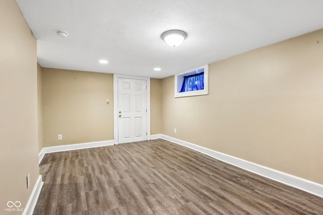 4833 Hinesley Avenue, Indianapolis, IN 46208