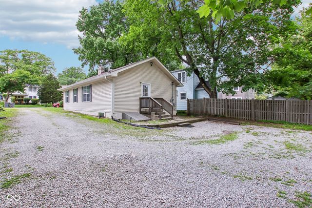 4833 Hinesley Avenue, Indianapolis, IN 46208