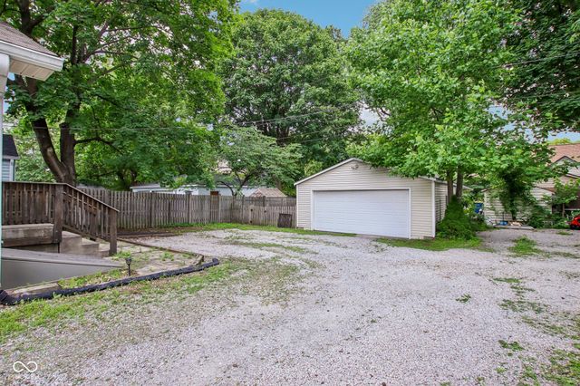 4833 Hinesley Avenue, Indianapolis, IN 46208