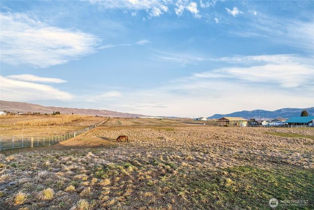 2775 4th Street SE, East Wenatchee, WA 98802