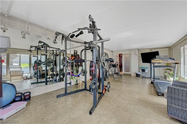 631 Robin Lane, Henderson, NV 89015