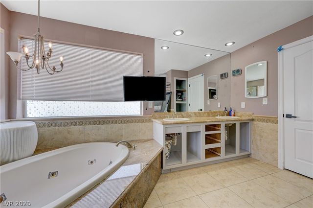 631 Robin Lane, Henderson, NV 89015