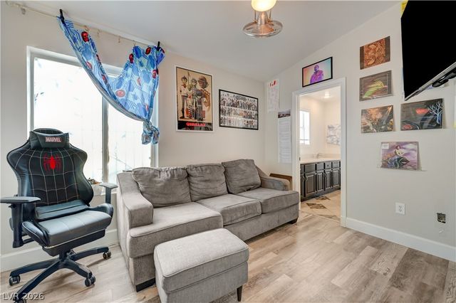 631 Robin Lane, Henderson, NV 89015