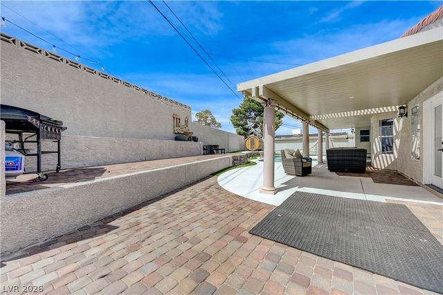631 Robin Lane, Henderson, NV 89015