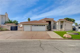 631 Robin Lane, Henderson, NV 89015
