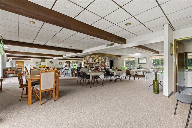 N84W16033 Menomonee AVENUE #200, Menomonee Falls, WI 53051