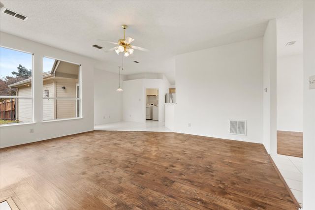 1517 Willowross Drive, Lewisville, TX 75077