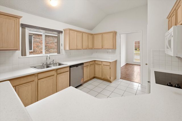 1517 Willowross Drive, Lewisville, TX 75077