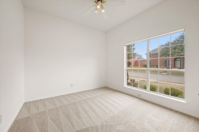 1517 Willowross Drive, Lewisville, TX 75077