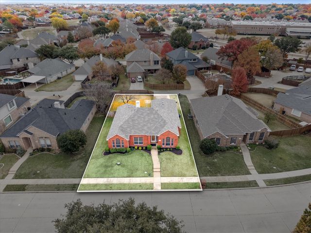 1517 Willowross Drive, Lewisville, TX 75077