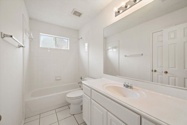 1517 Willowross Drive, Lewisville, TX 75077