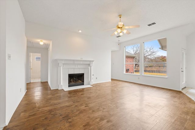 1517 Willowross Drive, Lewisville, TX 75077