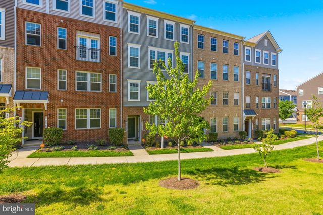 2731 PINEBROOK RD, Landover, MD 20785