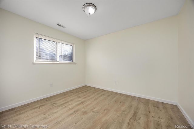 15490 Dixie, Redford Charter Township, MI 48239