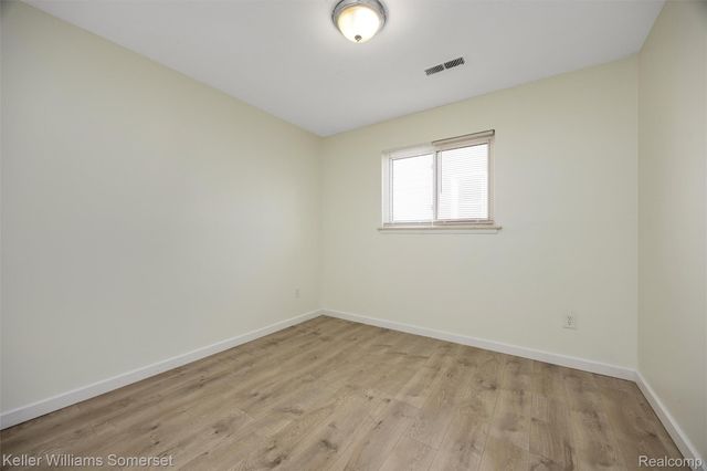 15490 Dixie, Redford Charter Township, MI 48239