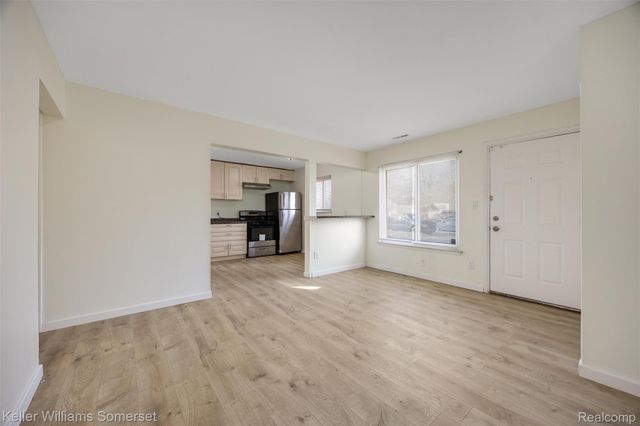 15490 Dixie, Redford Charter Township, MI 48239