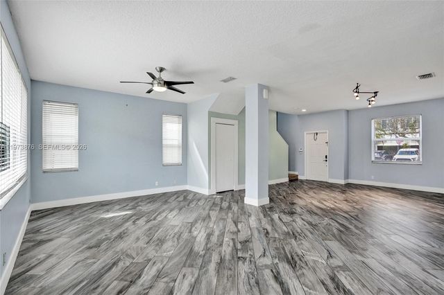 847 NW 127th Ave, Coral Springs, FL 33071