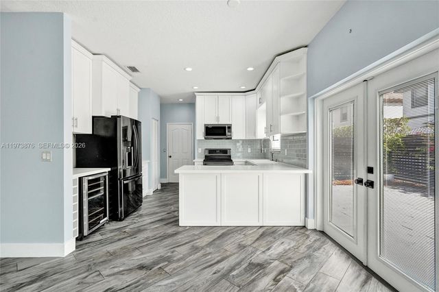 847 NW 127th Ave, Coral Springs, FL 33071