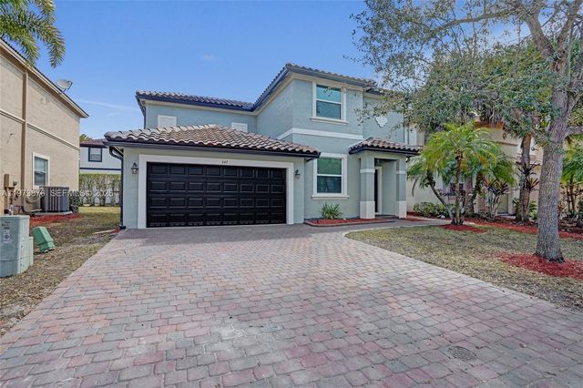 847 NW 127th Ave, Coral Springs, FL 33071