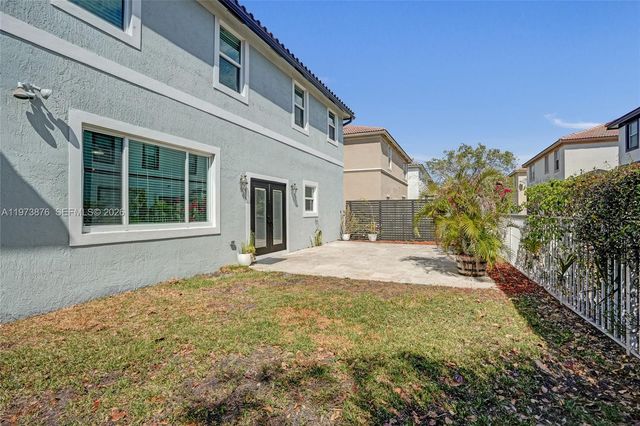 847 NW 127th Ave, Coral Springs, FL 33071