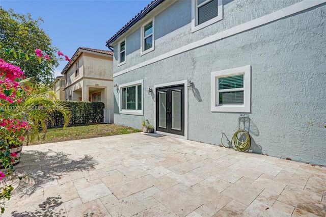 847 NW 127th Ave, Coral Springs, FL 33071