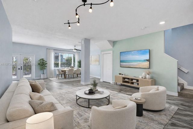 847 NW 127th Ave, Coral Springs, FL 33071