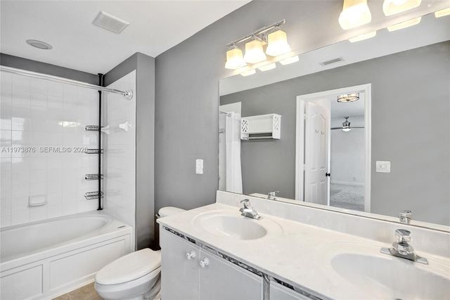 847 NW 127th Ave, Coral Springs, FL 33071