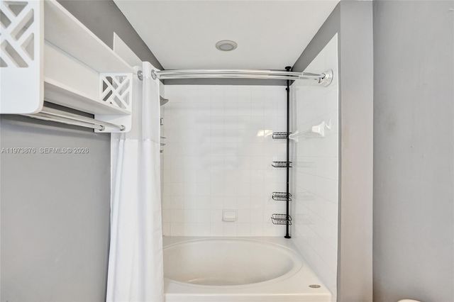 847 NW 127th Ave, Coral Springs, FL 33071