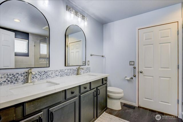 1523 151st Street SW, Lynnwood, WA 98087