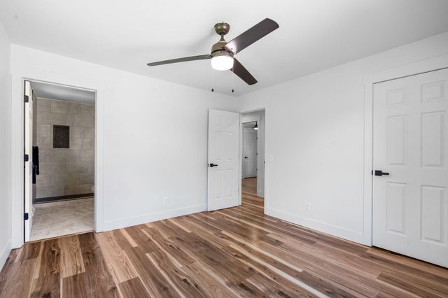 2324 E Huntington Street, Ozark, MO 65721