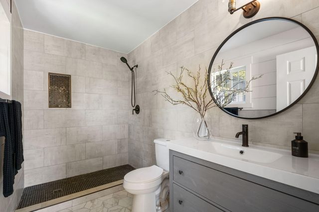 2324 E Huntington Street, Ozark, MO 65721