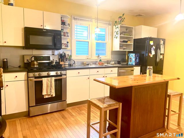67 Mechanic Street 2, New Haven, CT 06511