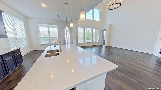 1614 Kosmas Dr, San Antonio, TX 78245