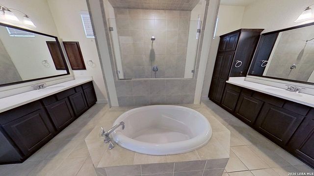 1614 Kosmas Dr, San Antonio, TX 78245