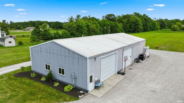 3382 County Road 52, Auburn, IN 46706