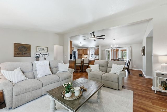3382 County Road 52, Auburn, IN 46706