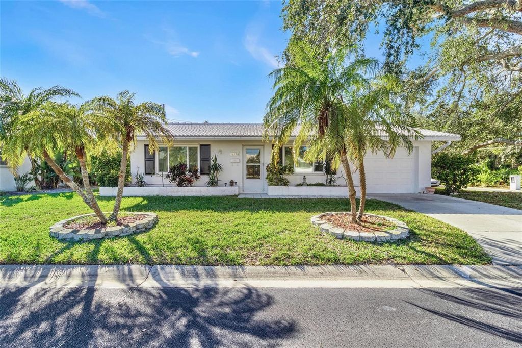 14198 89TH AVENUE, Seminole, FL 33776