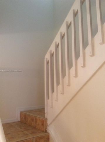 2285 NW 160th Ter 2285, Pembroke Pines, FL 33028