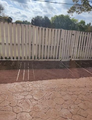 2285 NW 160th Ter 2285, Pembroke Pines, FL 33028