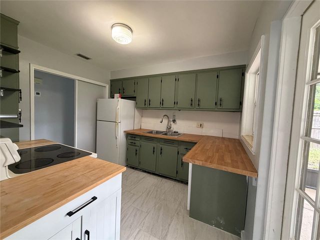 710 WINTHROP PLACE, Orlando, FL 32803