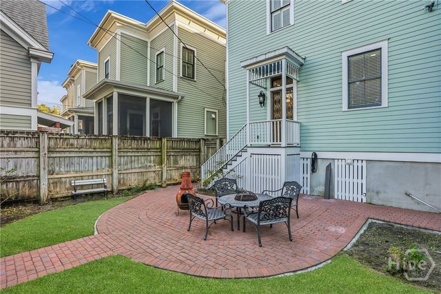 214 W Waldburg Street, Savannah, GA 31401