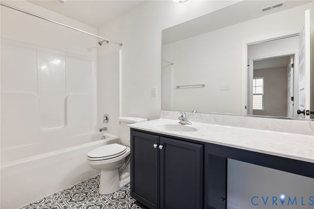 937 Charlemagne Rd, Midlothian, VA 23114