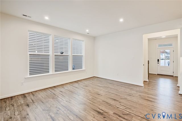 937 Charlemagne Rd, Midlothian, VA 23114