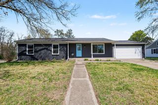 107 E Oakland Place, Battle Creek City, MI 49015