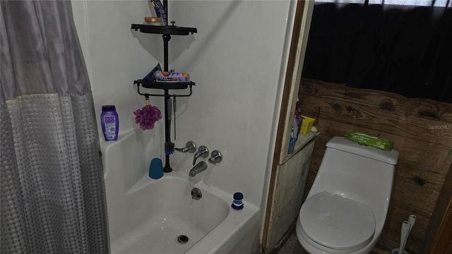 883 NE MAPLE LANE, Lake City, FL 32055